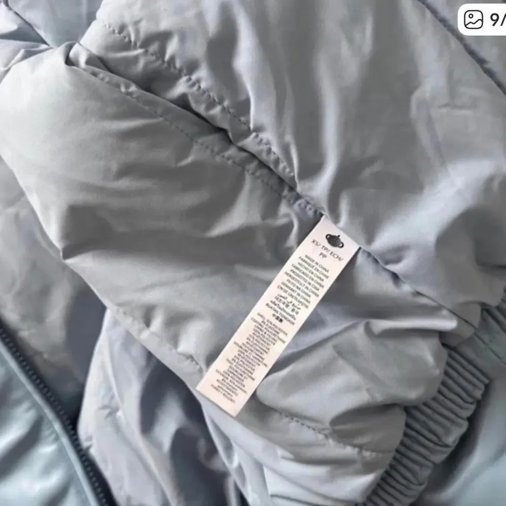 Blue alo yoga faux leather - Picture 5 of 5